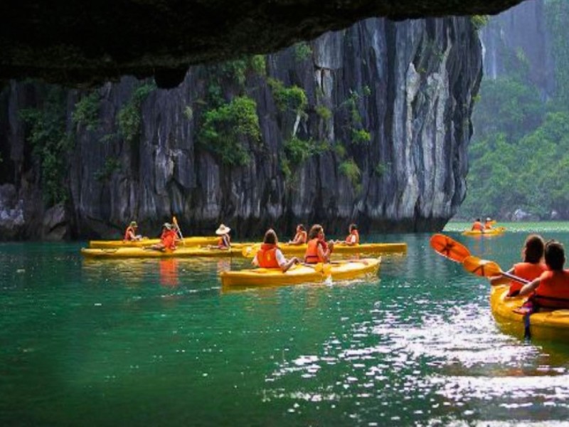Adventure Kayaking in Ba Hang Kayakers embarking on an adventure in Ba Hang Village