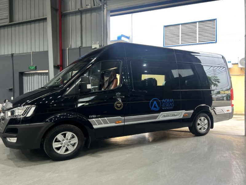 Aqua of the Seas Limousine vehicle