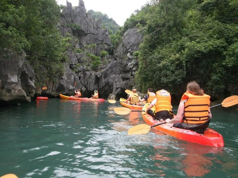 Kayaking Adventure Highlights Highlights of kayaking in Ha Long Bay