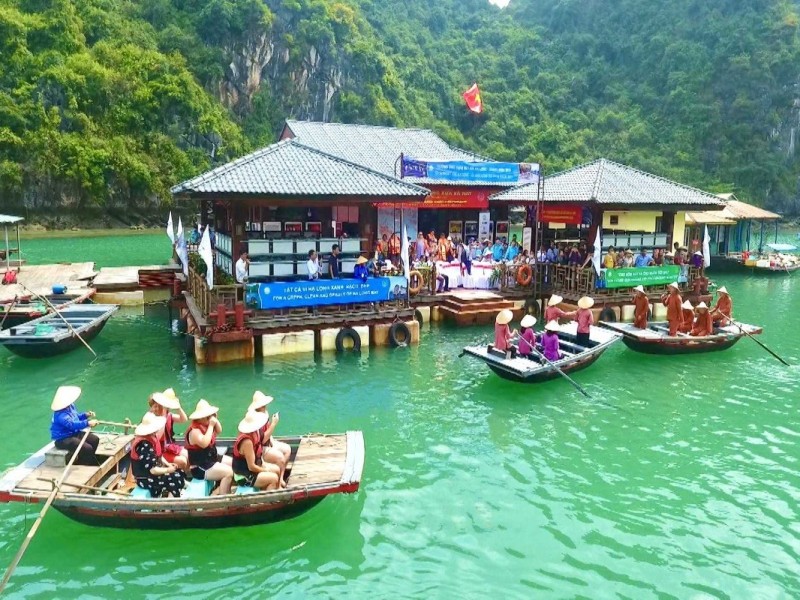 Ba Hang floating village with bamboo boats and lush scenery