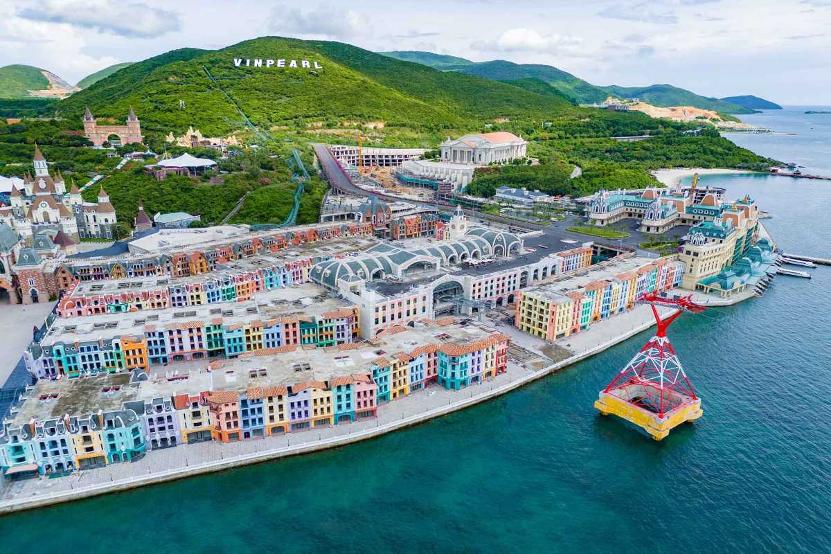VinWonders Nha Trang Theme Park Ferris Wheel Colorful Ferris wheel overlooking VinWonders Nha Trang and bay