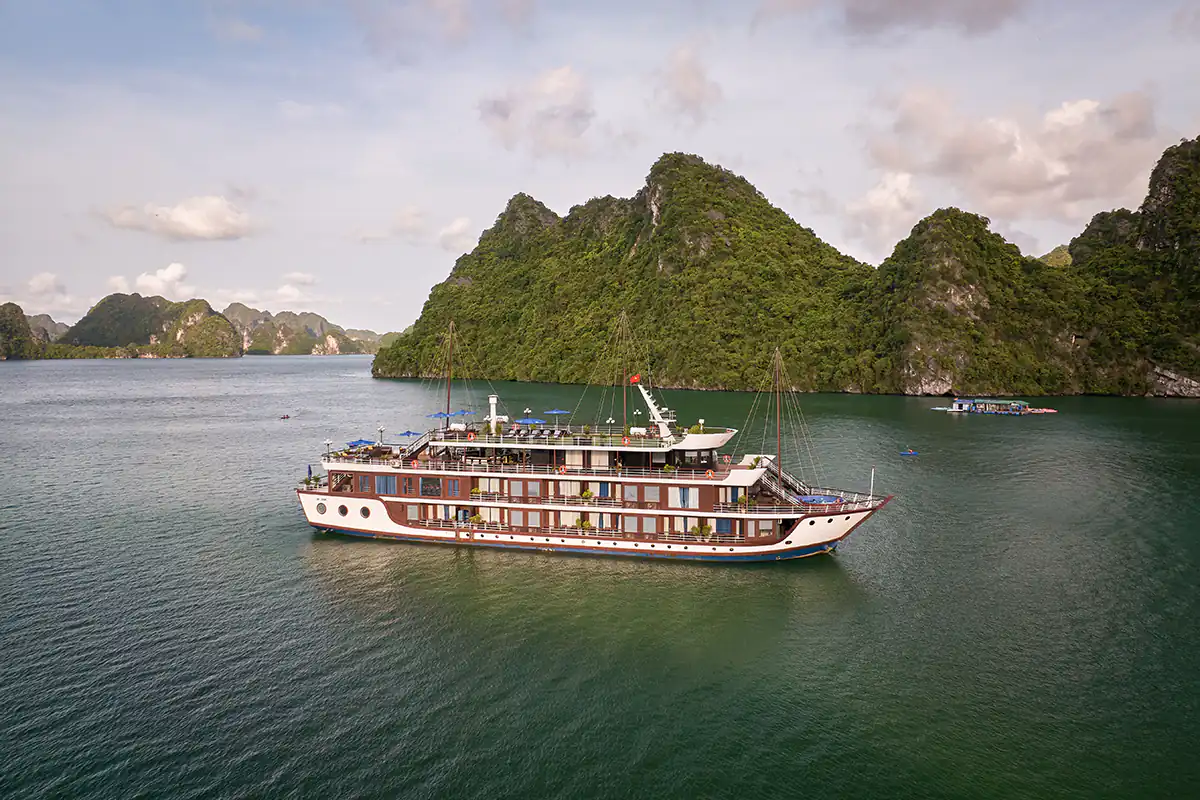 Le Journey Elegance cruise 2 days 1 night
