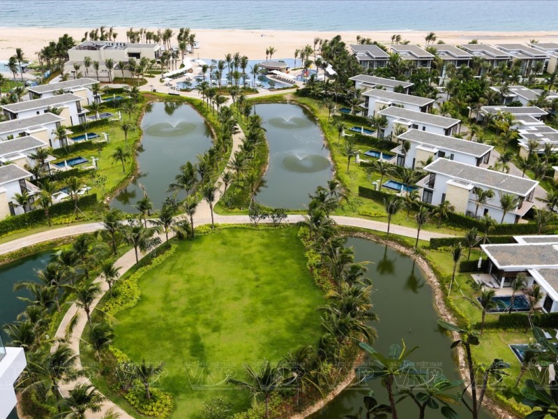 Luxury Beach Resort in Vung Tau Luxury beach resort in Vung Tau featuring private villas and beachfront views